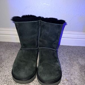 Adorable UGGS!